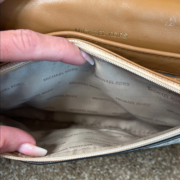 Michael Kors Cream and Tan Crossbody Bag with Gold Chain signature monogram - Picture 12 of 13